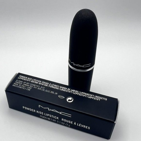 **3/$18* BEAUTY – MAC Powder Kiss Lipstick, #922 WERK, WERK, WERK - Picture 5 of 9